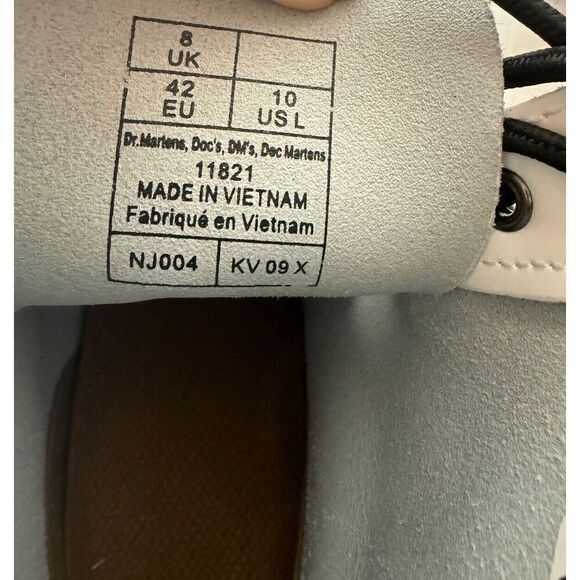 Dr. Martens 1460 Smooth Patent Leather Lace Up Boots White Sz 10 - Picture 6 of 6